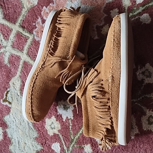 New MINNETONKA Chesnut Tan Moccasins 8 - Picture 2 of 7